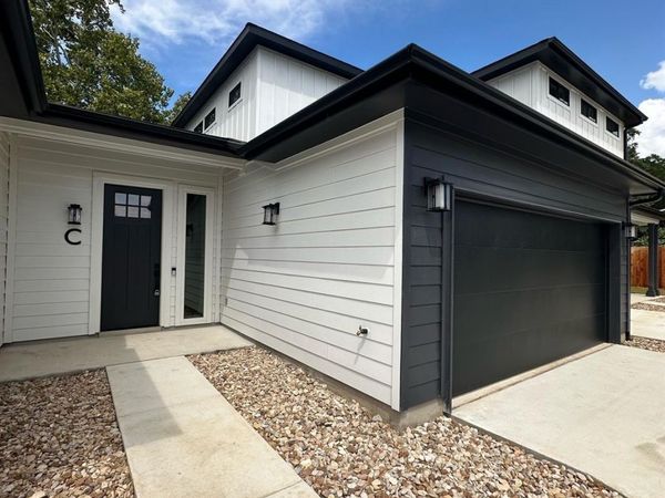 200 W Goforth RD , Unit 1, Buda, TX 78610