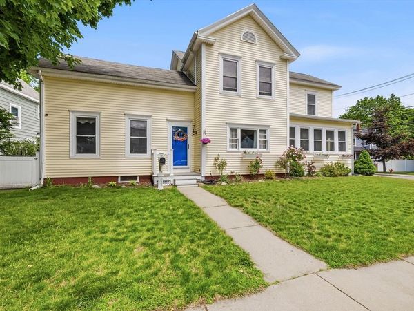 11 Colchester, Amesbury, MA 01913