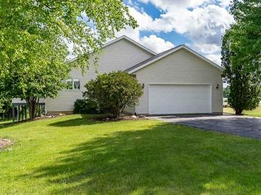 186 LAKE SUMMERSET Road, DAVIS, IL 61019