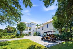 2268 Atlantic Avenue photo 4