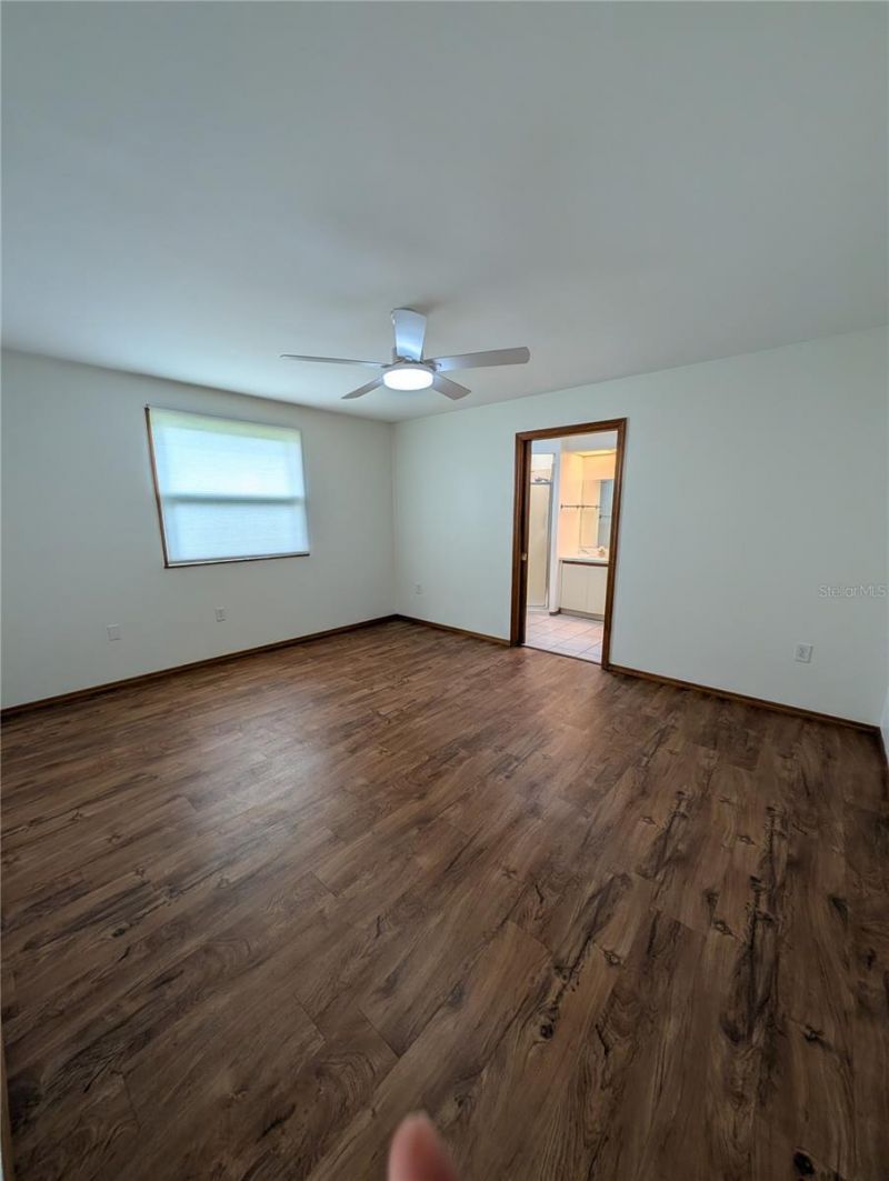 517 Bearded Oaks Circle, Sarasota, FL 34232 Photo