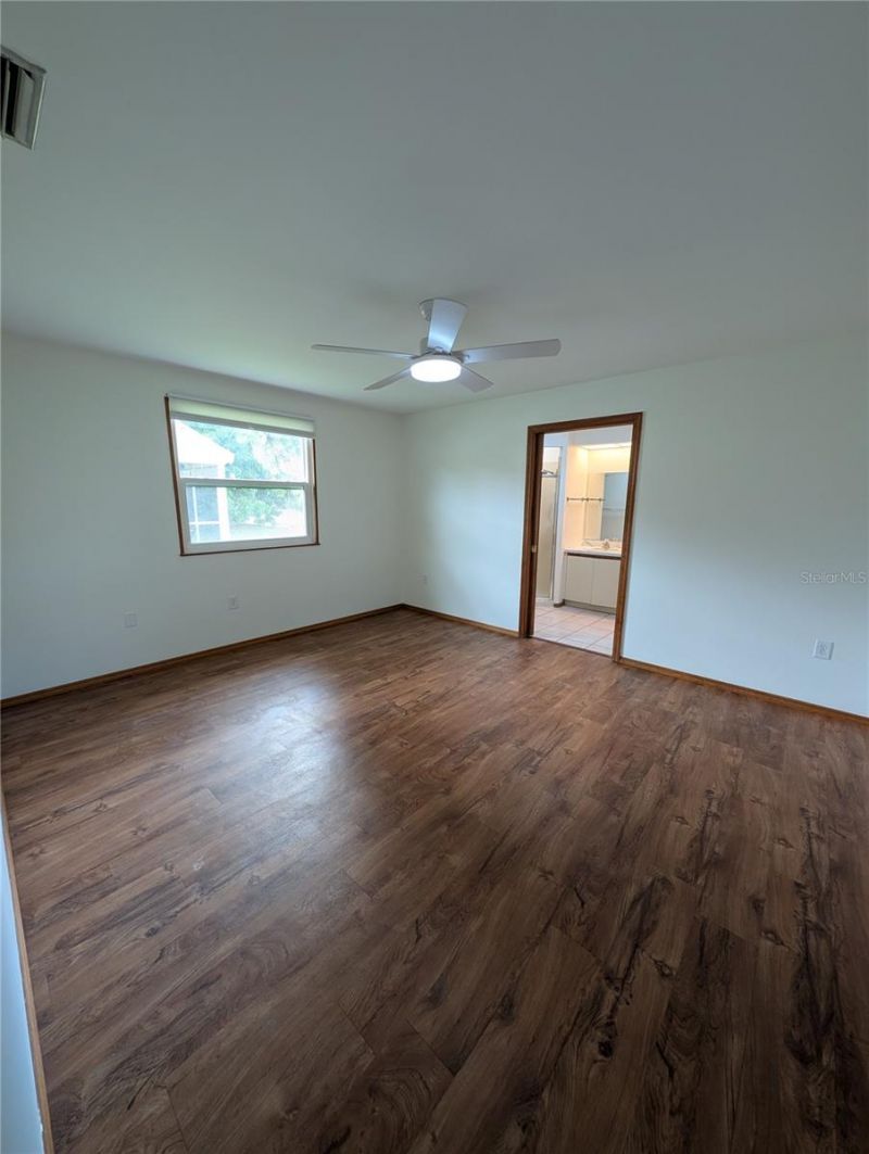 517 Bearded Oaks Circle, Sarasota, FL 34232 Photo