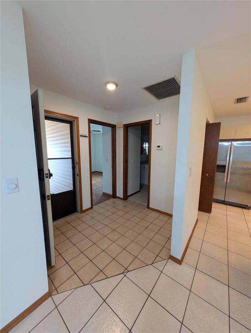 517 Bearded Oaks Circle, Sarasota, FL 34232 Photo