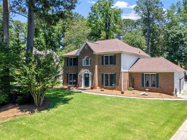 4183 Deerbrook Way SW, Lilburn, GA 30047