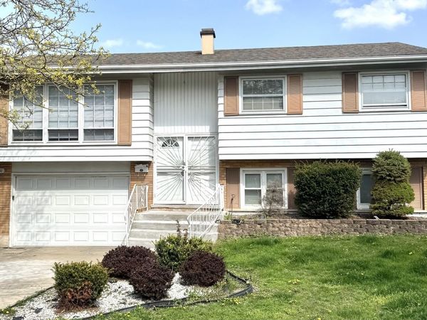 16001 Avalon Avenue , South Holland, IL 60473