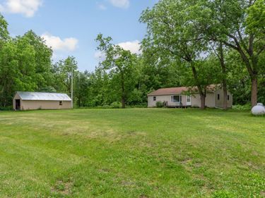 16616 260th Avenue , New Richland, MN 56072