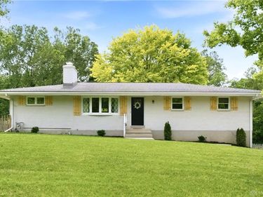617 Carthage Drive, Beavercreek, OH 45434