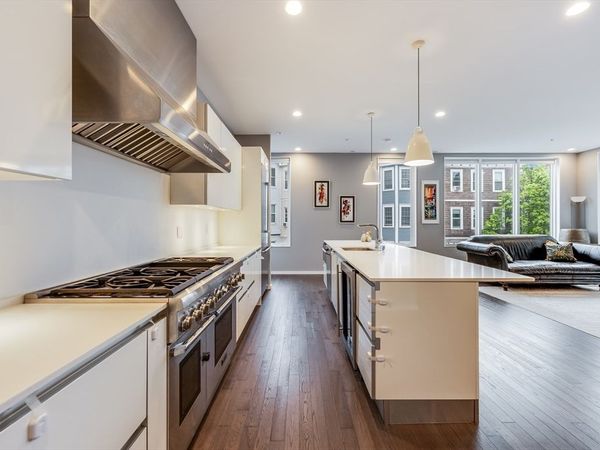 14 I St, Unit 3, Boston, MA 02127