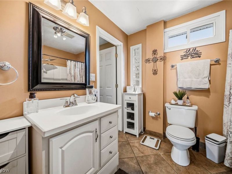 34212 Roberts Road , Eastlake, OH 44095 Photo 12