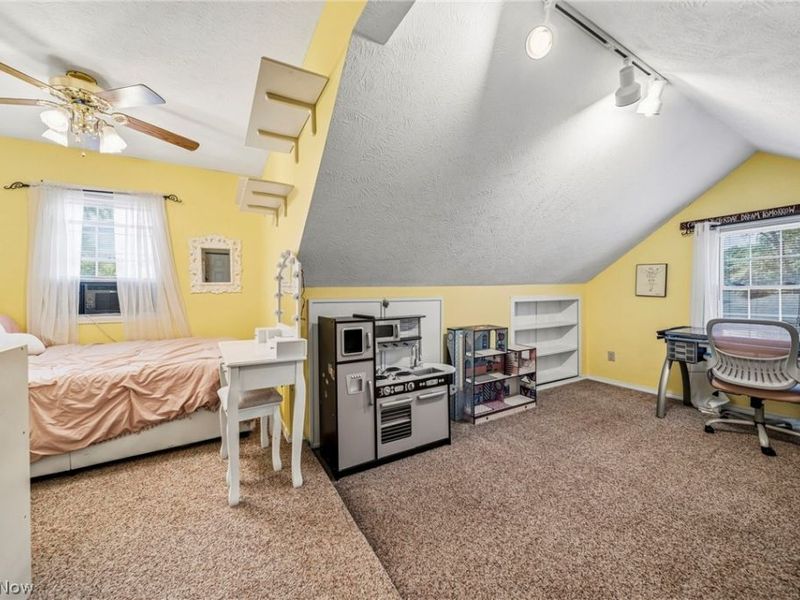 34212 Roberts Road , Eastlake, OH 44095 Photo 21