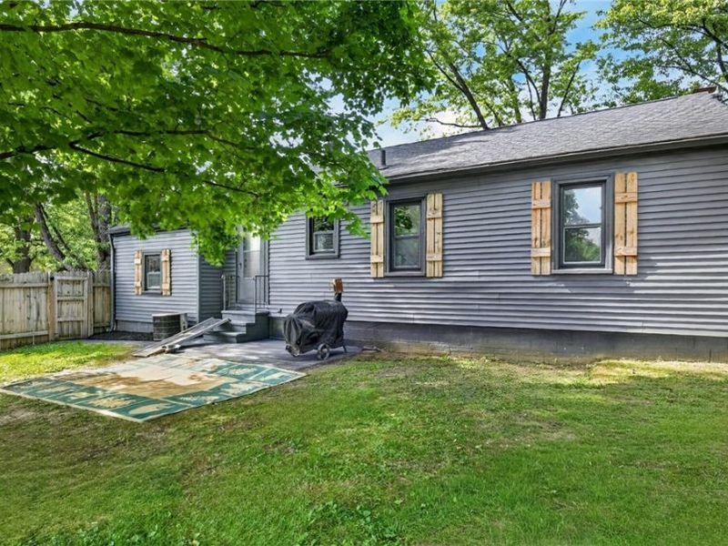 555 Secrist Lane, Girard, OH 44420 Photo 15