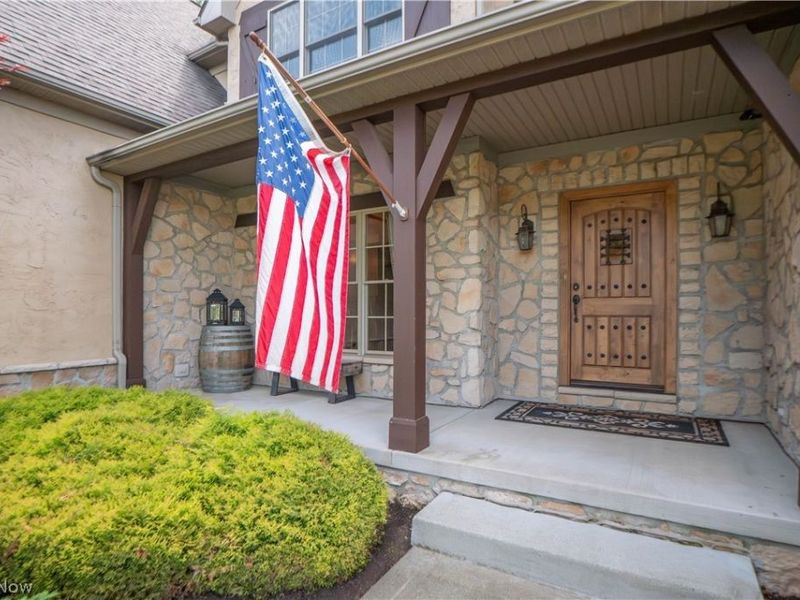 8598 Regency Drive NW, Massillon, OH 44646 Photo 7