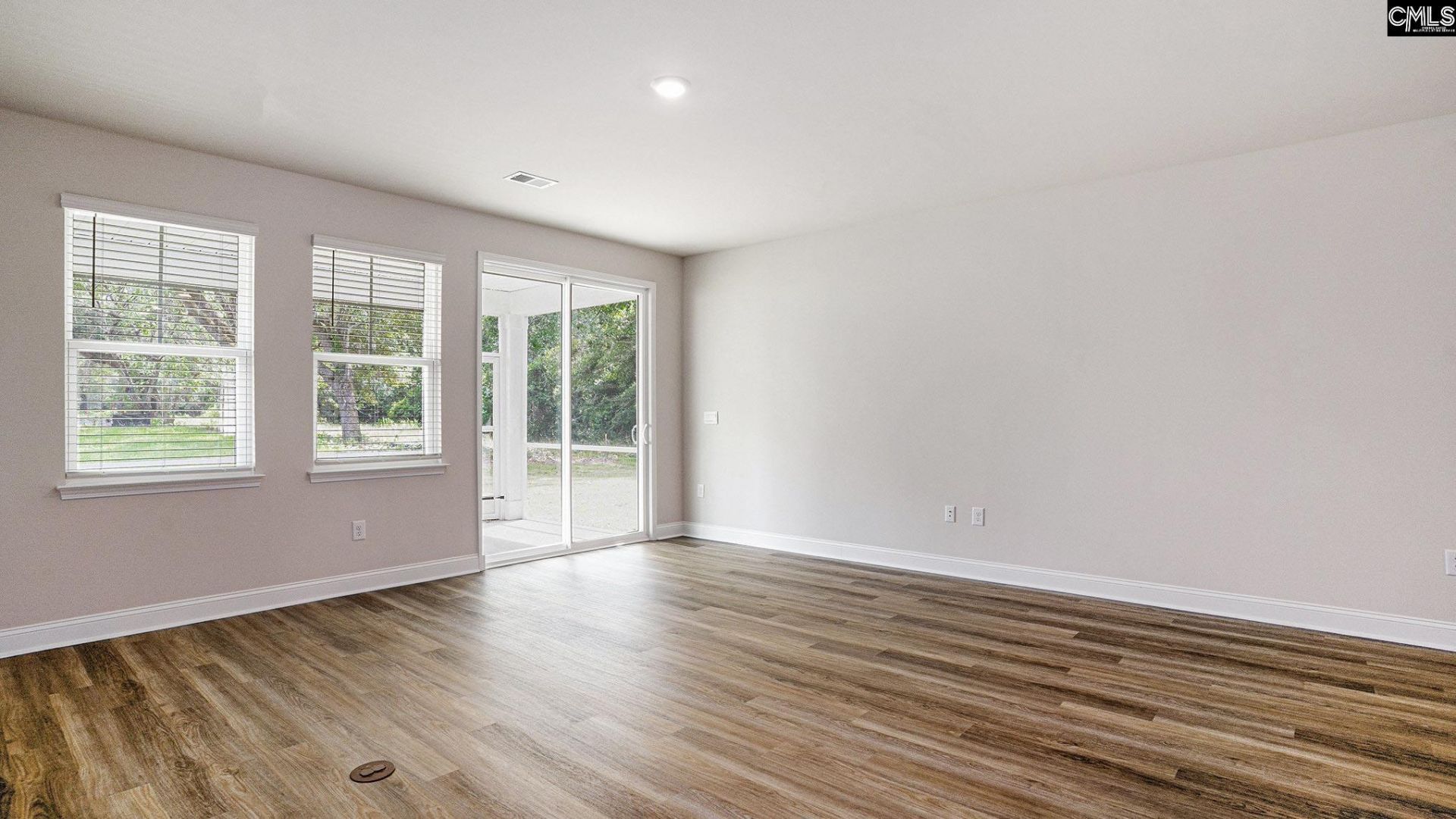 129 Sunny Stream Drive Photo 10
