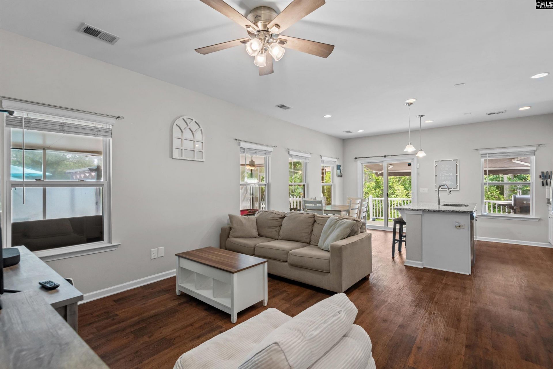600 Newberry Drive  Photo 10