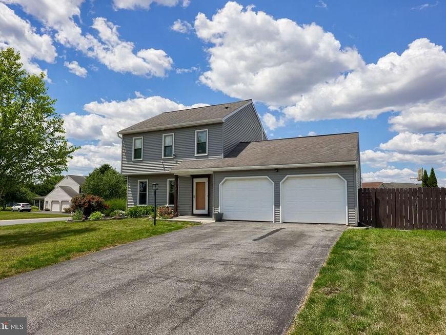 53 Rosewood Drive, Brownstown, PA 17508 Main Photo