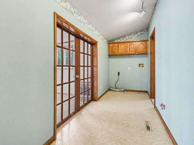 127 N Main Street, Johnstown, OH 43031 Photo 15