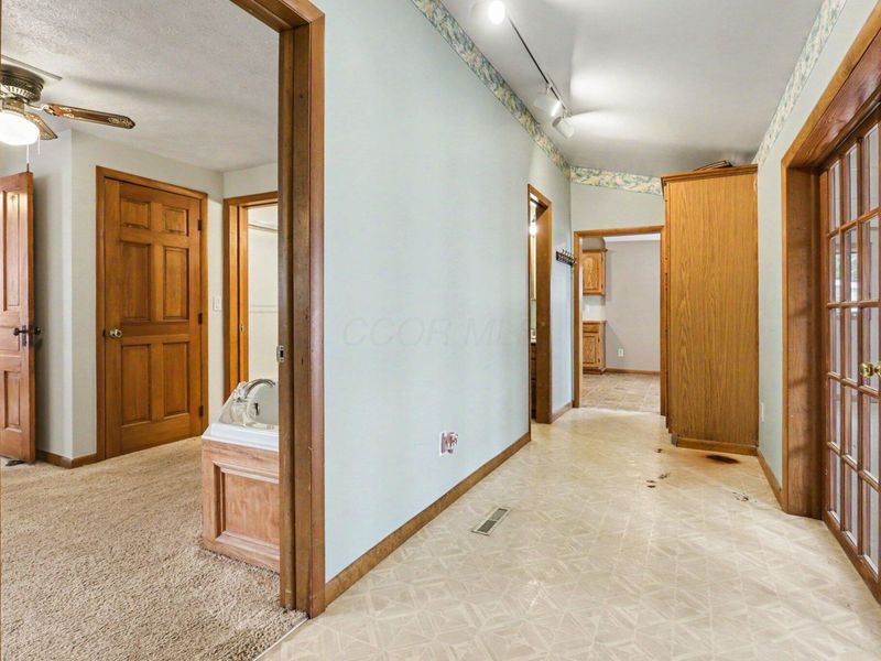 127 N Main Street, Johnstown, OH 43031 Photo 16