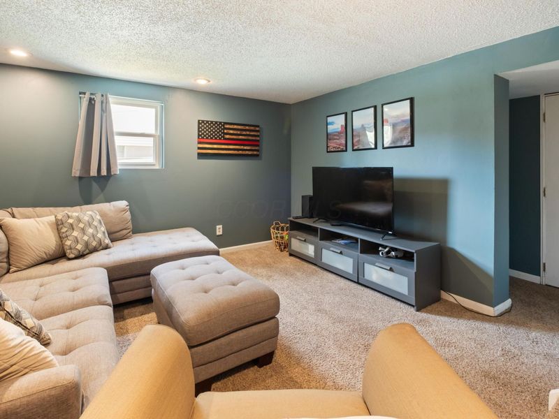858 Upwoods Drive , Columbus, OH 43228 Photo 26