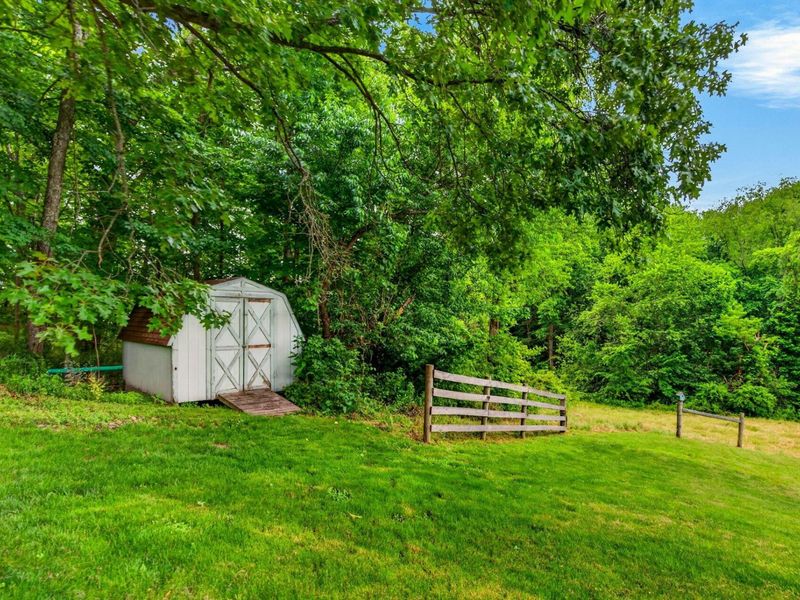 536 Jolly Road , Wellston, OH 45692 Photo 56