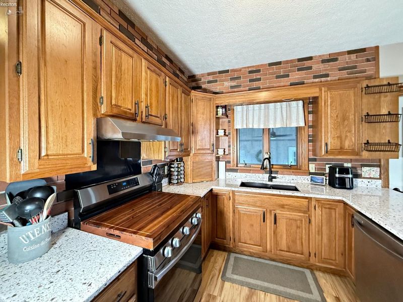 121 N Main Street, Attica, OH 44807 Photo 16