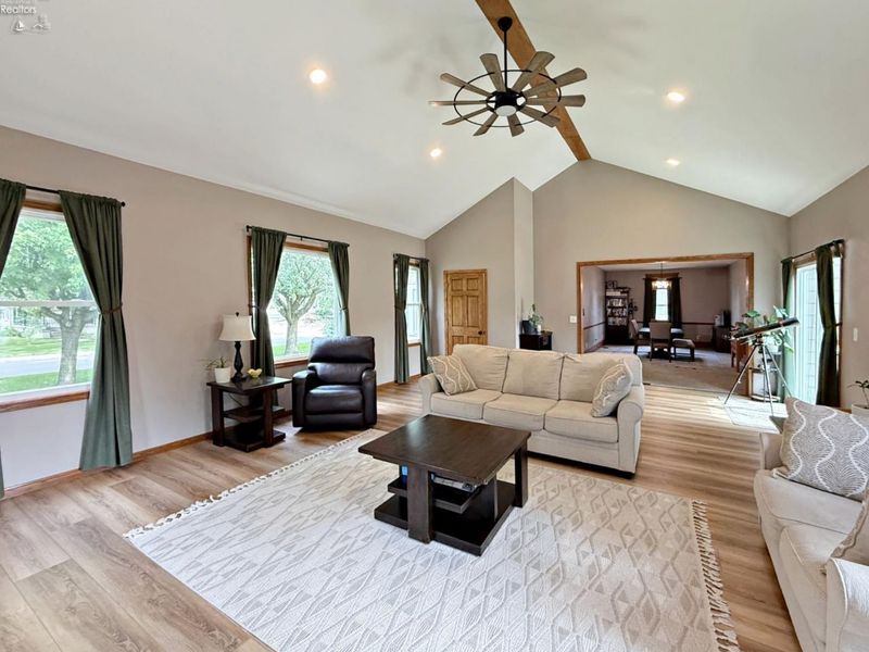 121 N Main Street, Attica, OH 44807 Photo 8