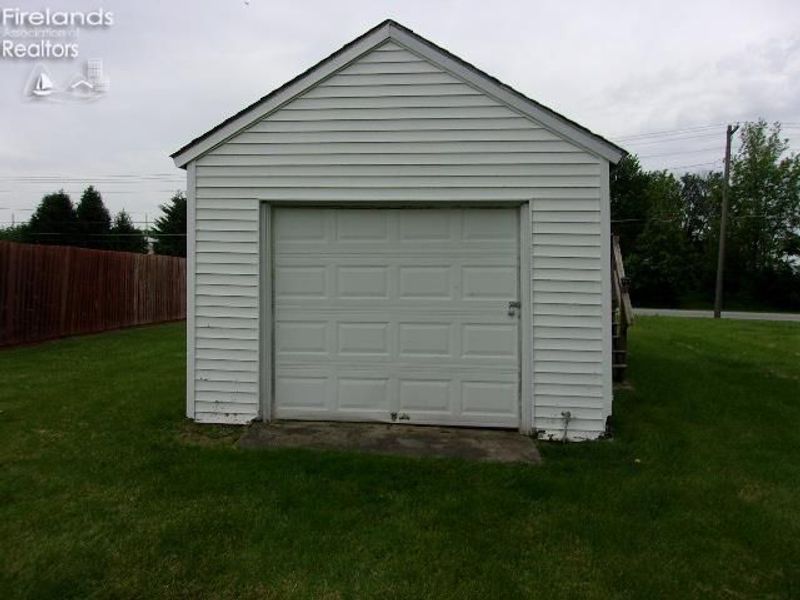 527 West Street, Carey, OH 43316 Photo 16