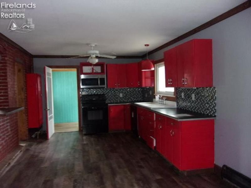 527 West Street, Carey, OH 43316 Photo 8