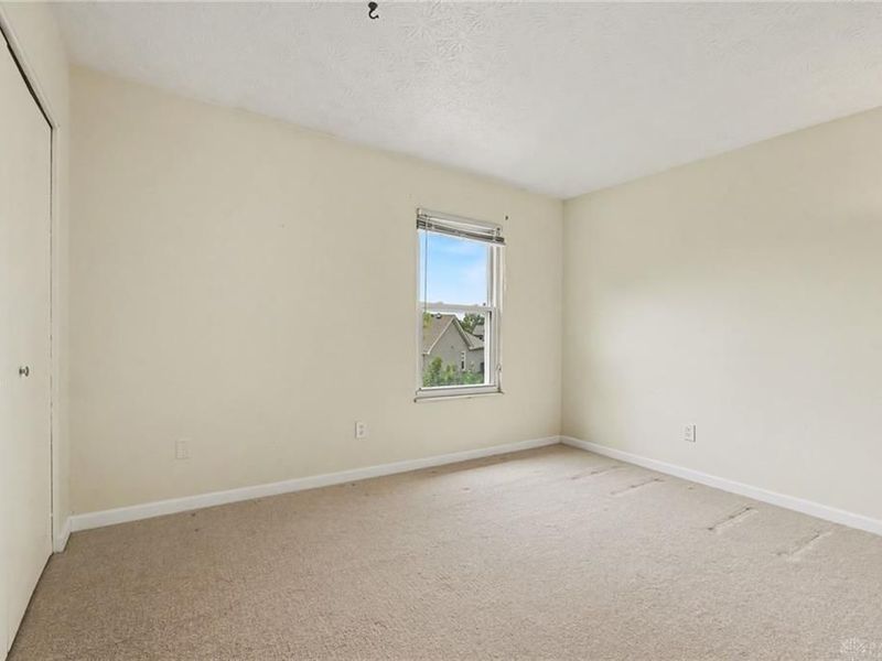 10060 Village Tree Court, Miamisburg, OH 45342 Photo 22