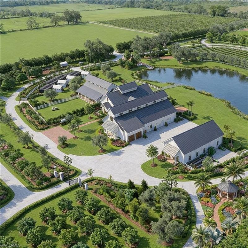 7650 Irgang Rd , Naples, FL 34114 Photo