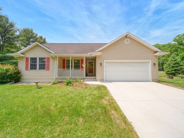 3008 S Dearing Road, Spring Arbor, MI 49283
