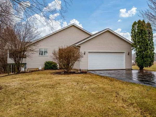 186 LAKE SUMMERSET Road , Davis, IL 61019