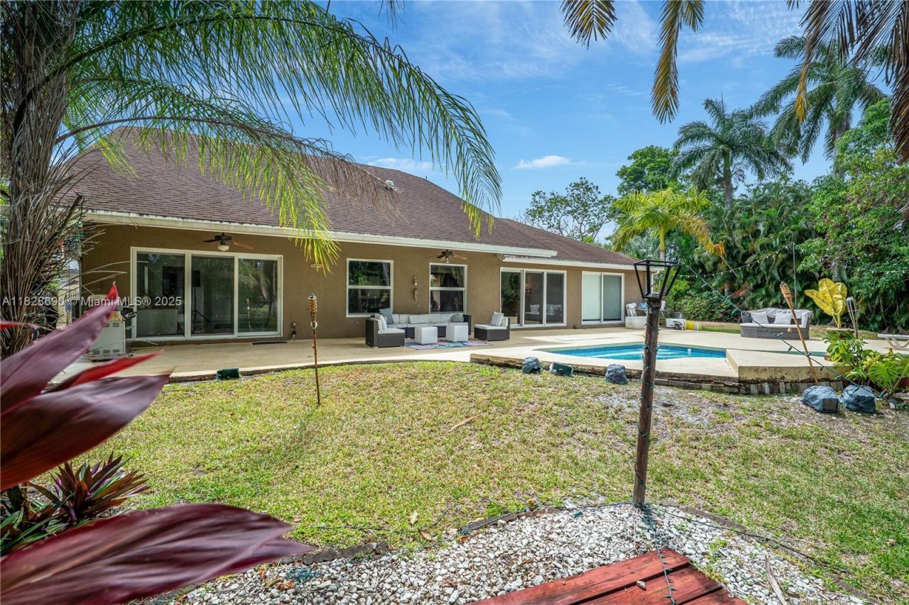 5452 SW 88th Ter, Cooper City, FL 33328 Photo