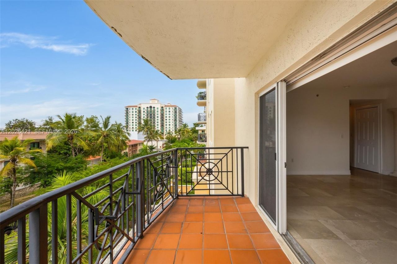 101 Sidonia Ave , Unit 404, Coral Gables, FL 33134 Photo