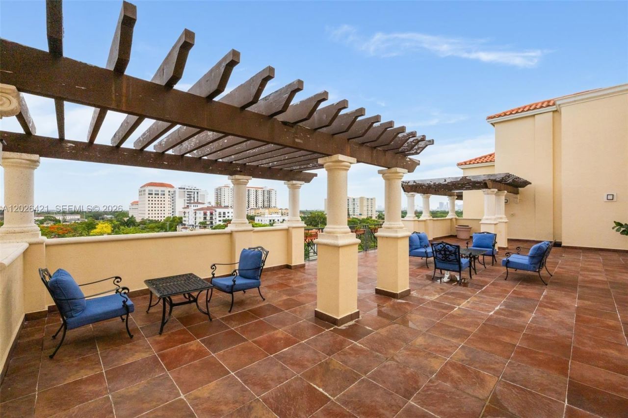 101 Sidonia Ave , Unit 404, Coral Gables, FL 33134 Photo