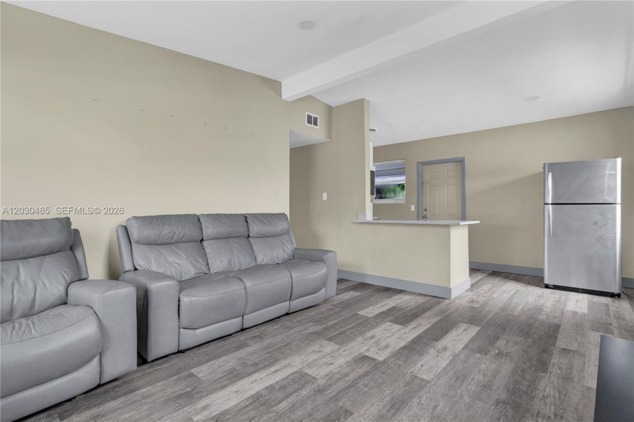 7220 Arthur St , Hollywood, FL 33024 Photo