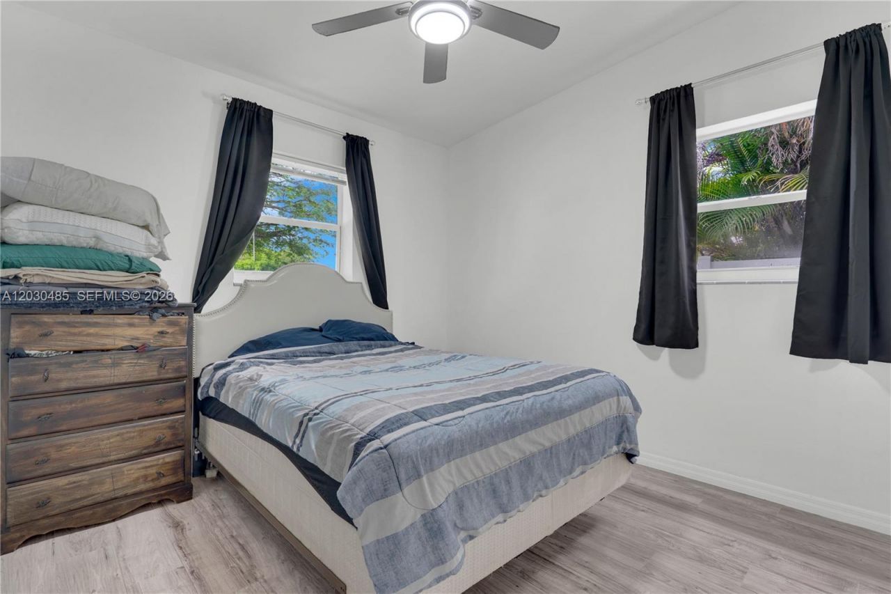 7220 Arthur St , Hollywood, FL 33024 Photo