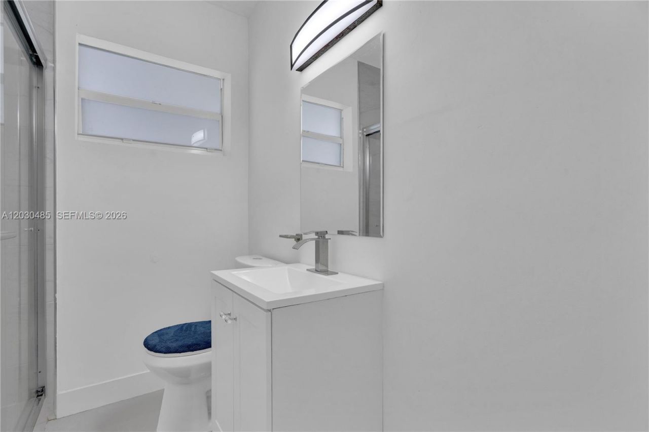 7220 Arthur St , Hollywood, FL 33024 Photo