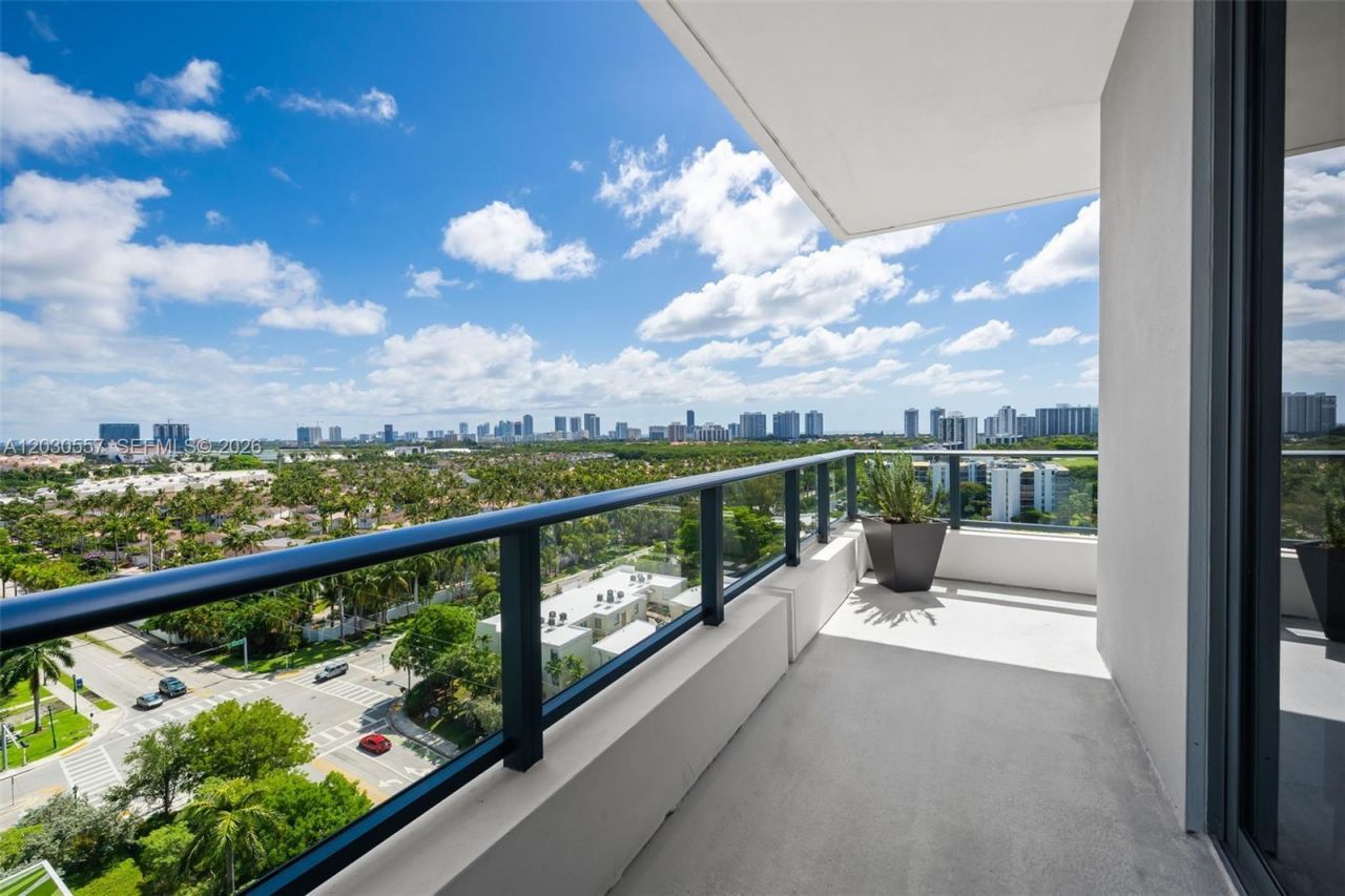 2960 NE 207th St , Unit 10, Aventura, FL 33180 Photo