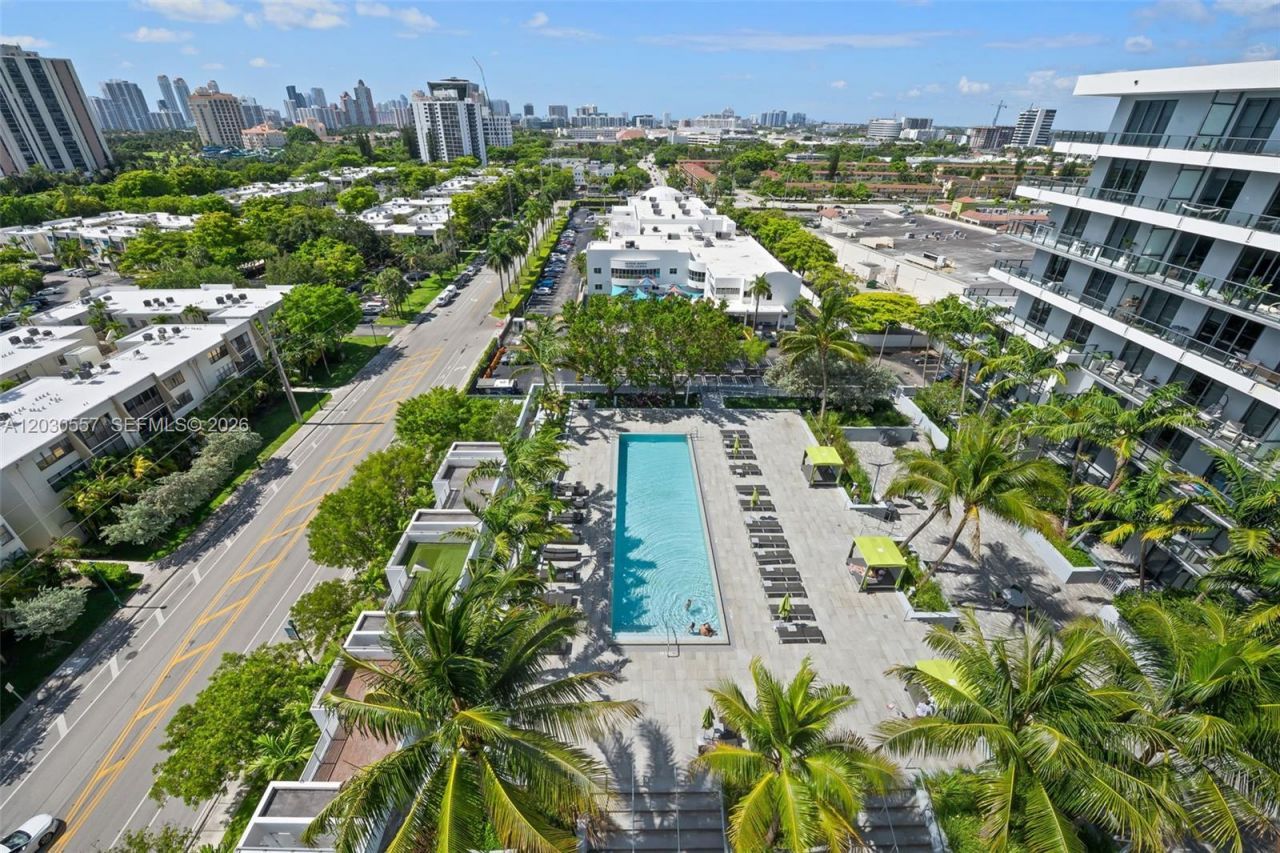 2960 NE 207th St , Unit 10, Aventura, FL 33180 Photo