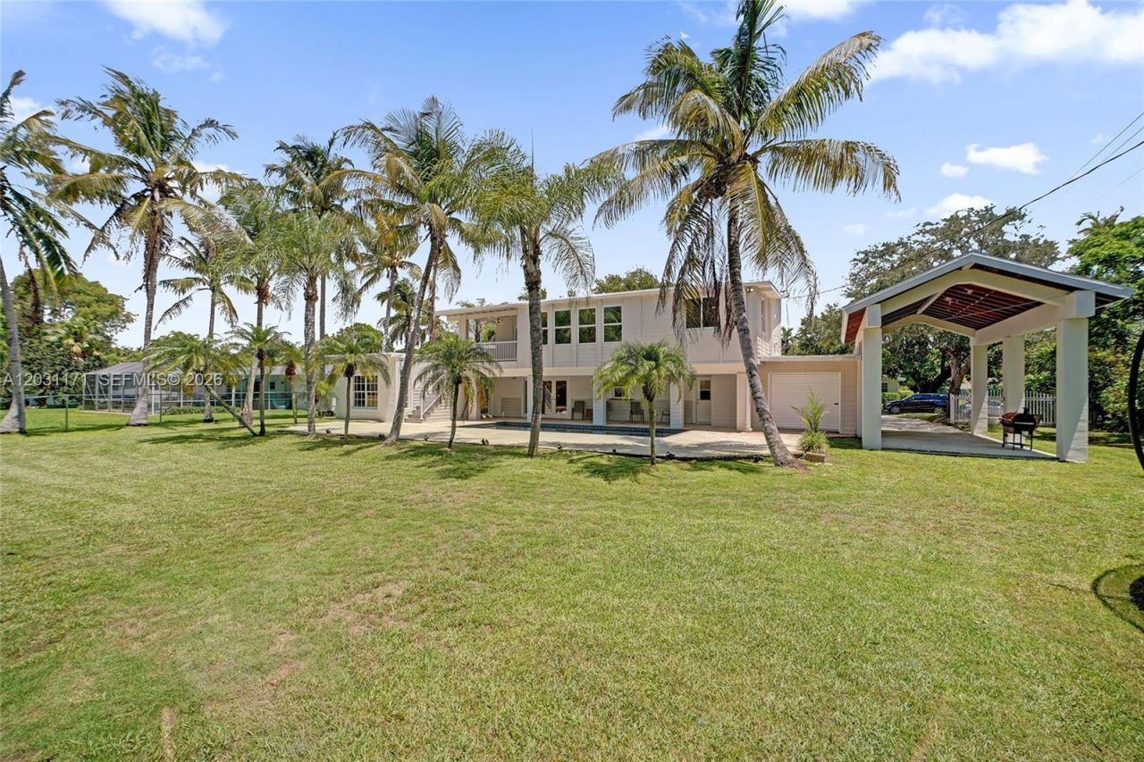 8320 SW 161st St, Palmetto Bay, FL 33157 Photo