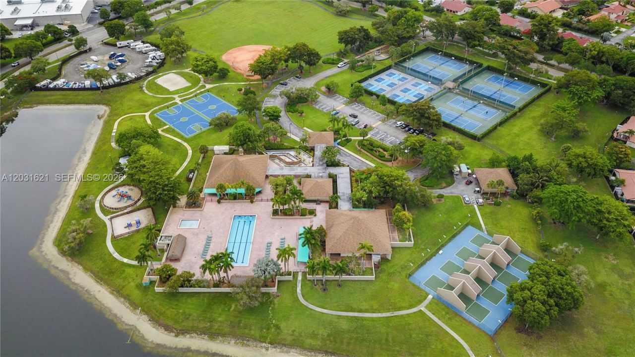 15240 SW 45th Ter , Unit 54-H, Miami, FL 33185 Photo
