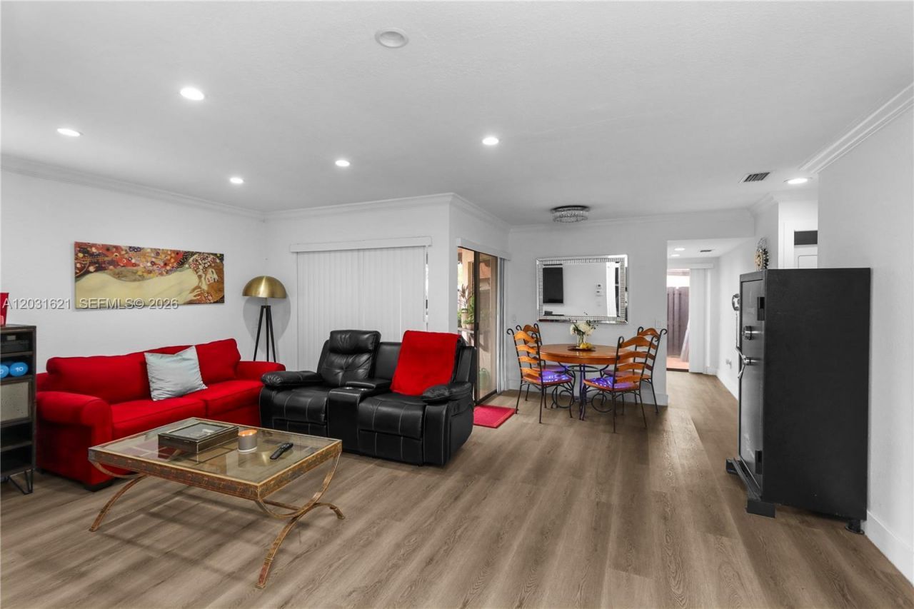 15240 SW 45th Ter , Unit 54-H, Miami, FL 33185 Photo