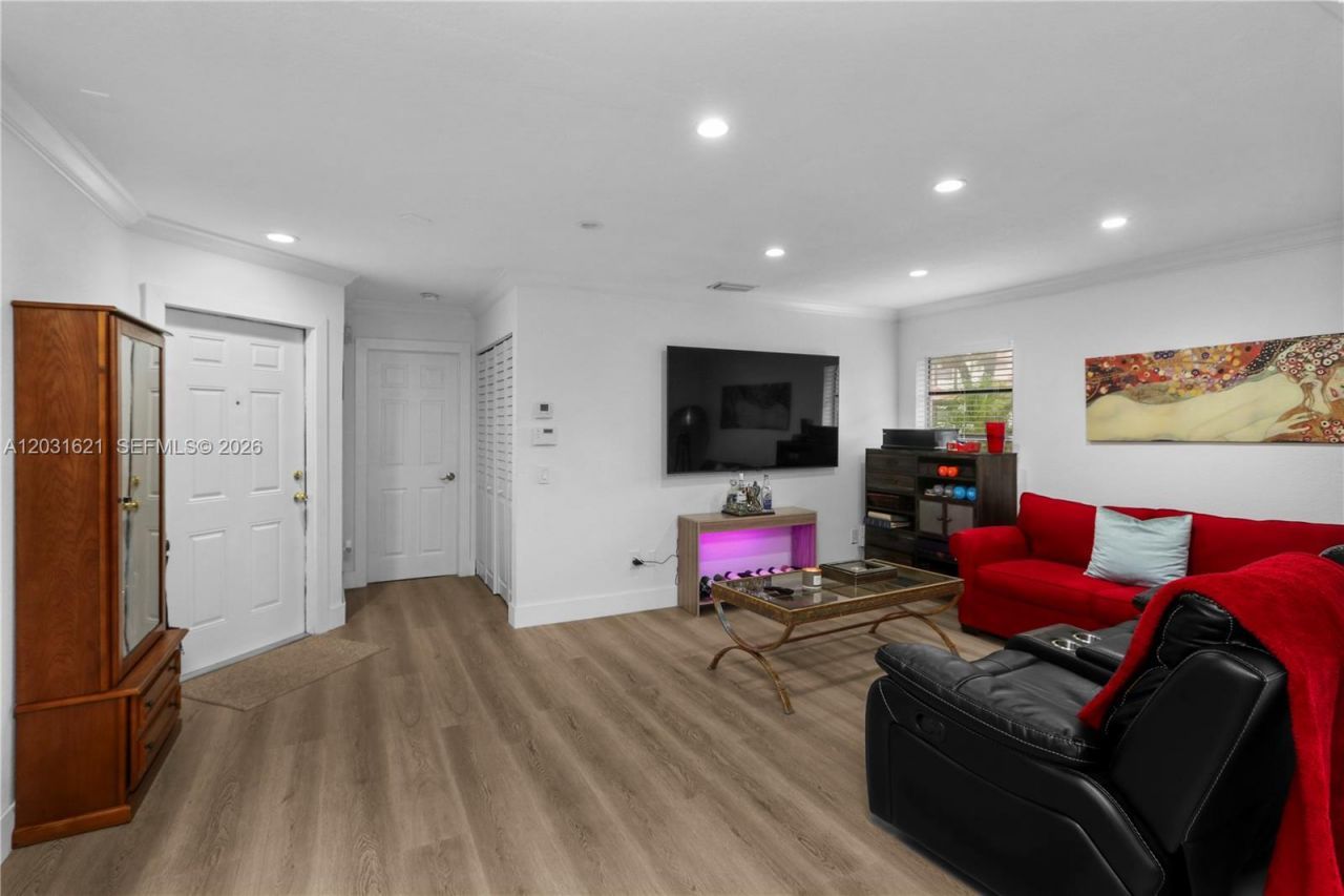 15240 SW 45th Ter , Unit 54-H, Miami, FL 33185 Photo