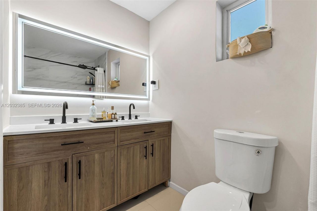 4621 Johnson St , Hollywood, FL 33021 Photo