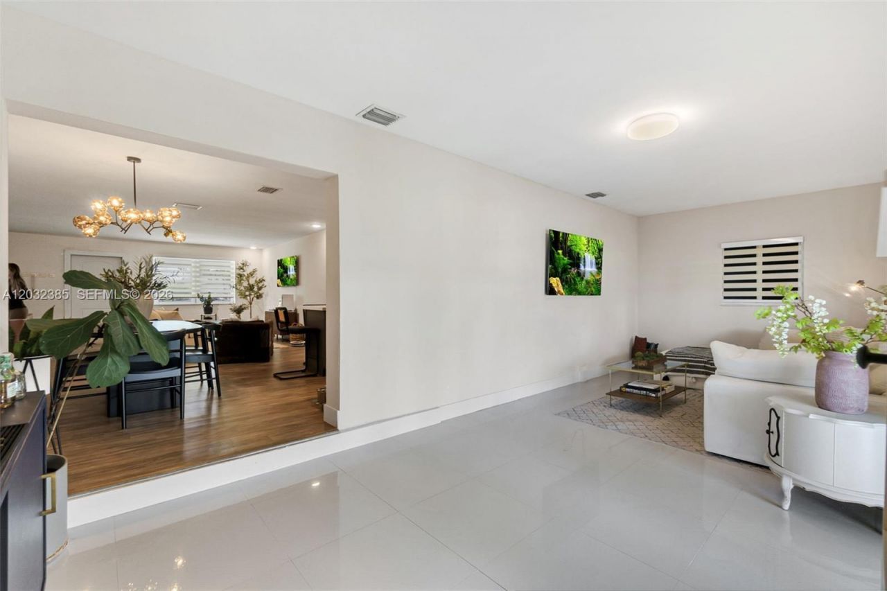 4621 Johnson St , Hollywood, FL 33021 Photo