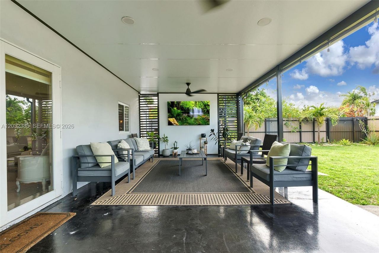 4621 Johnson St , Hollywood, FL 33021 Photo