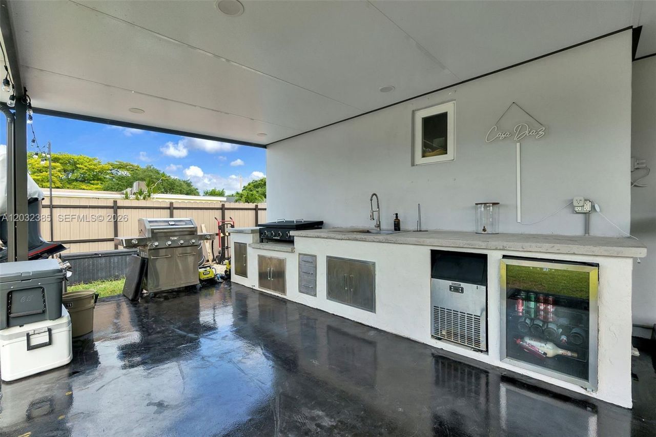 4621 Johnson St , Hollywood, FL 33021 Photo