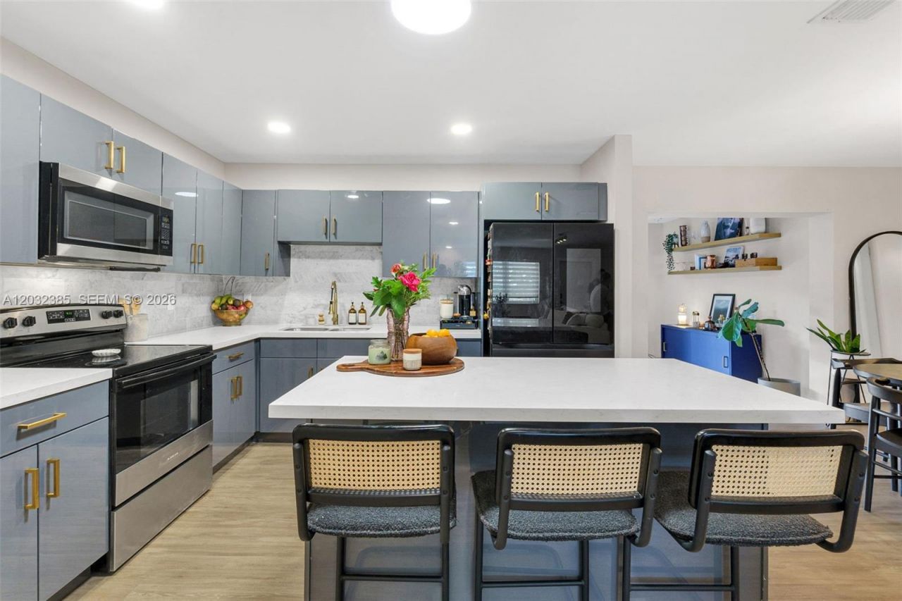 4621 Johnson St , Hollywood, FL 33021 Photo
