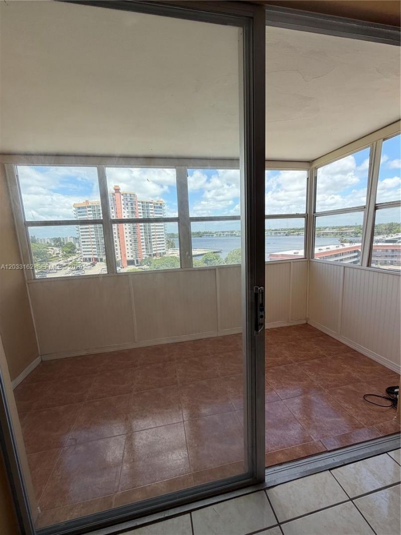 1401 NE Miami Gardens Dr , Unit 891, Miami, FL 33179 Photo