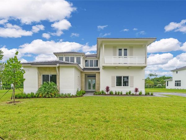 2210 SW 122nd Ter , Davie, FL 33325